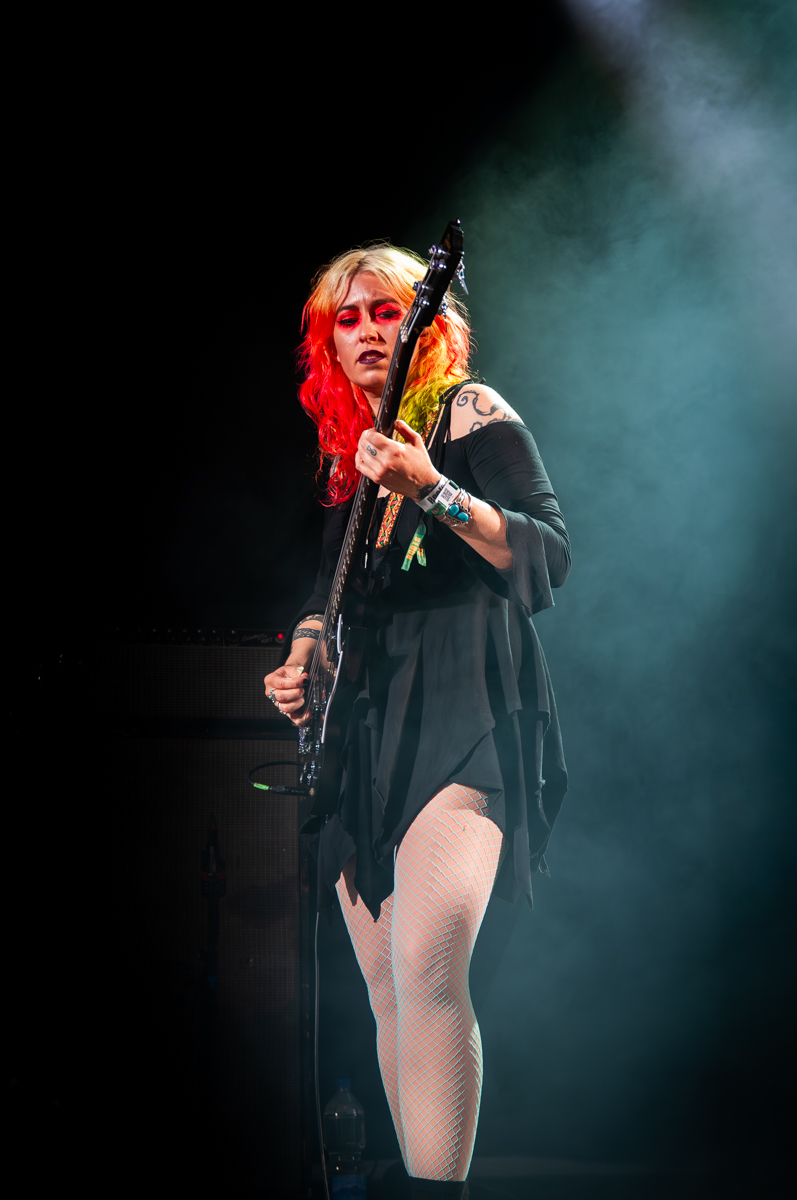 Frankie and the Witch Fingers @ Roots & Roses, picture 2, photographed by Jurgen Van De Maele - FrontView Magazine