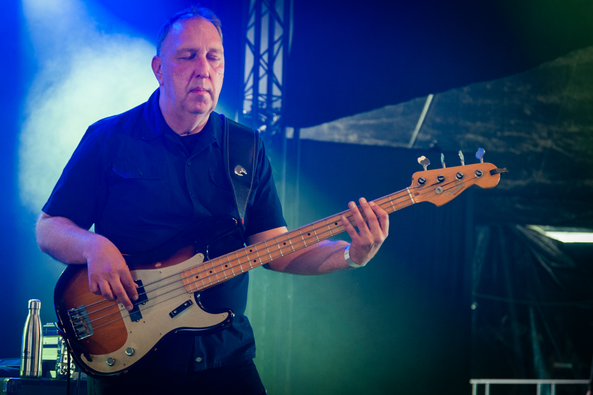 Jesse Redwing @ Roots & Roses, picture 2, photographed by Jurgen Van De Maele - FrontView Magazine