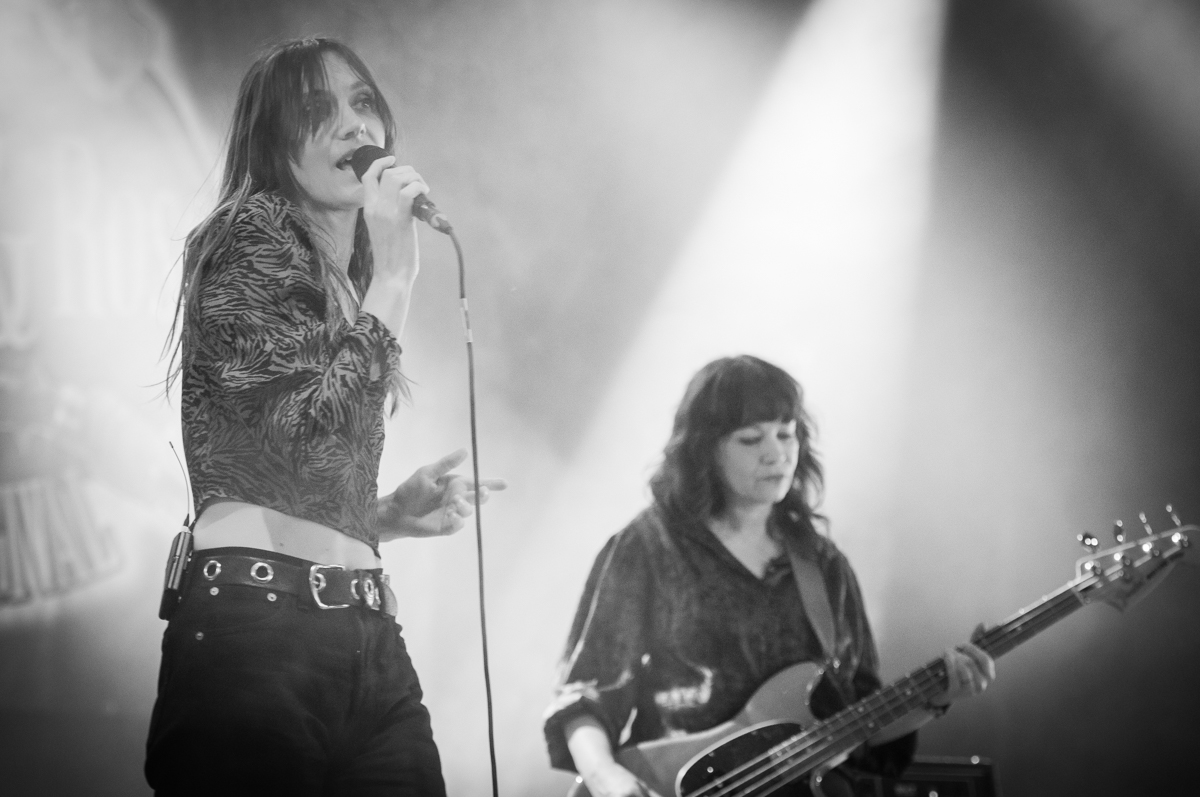 Soror @ Roots & Roses, picture 8, photographed by Jurgen Van De Maele - FrontView Magazine