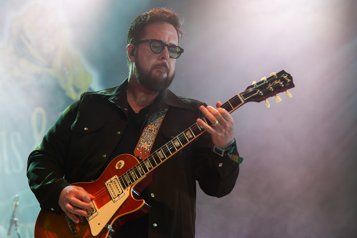 The Cold Stares @ Roots & Roses, foto 6, foto's door Jurgen Van De Maele - FrontView Magazine