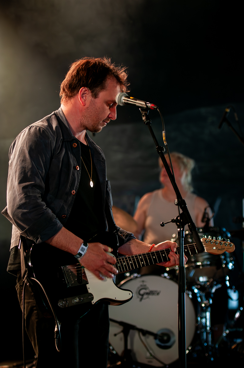 Willy Mason @ Roots & Roses, picture 1, photographed by Jurgen Van De Maele - FrontView Magazine