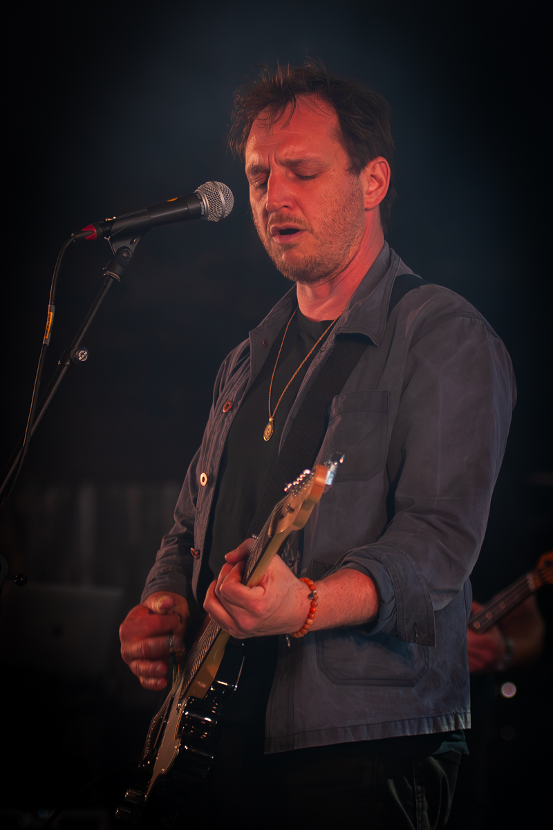 Willy Mason @ Roots & Roses, picture 5, photographed by Jurgen Van De Maele - FrontView Magazine