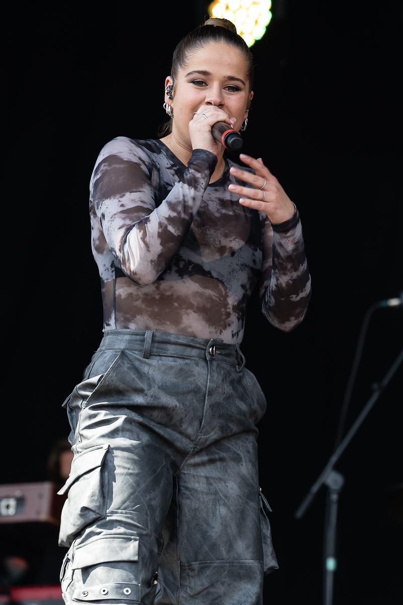 Laura Tesoro @ 505 Concerten, picture 1, photographed by Marc Verdonck - FrontView Magazine