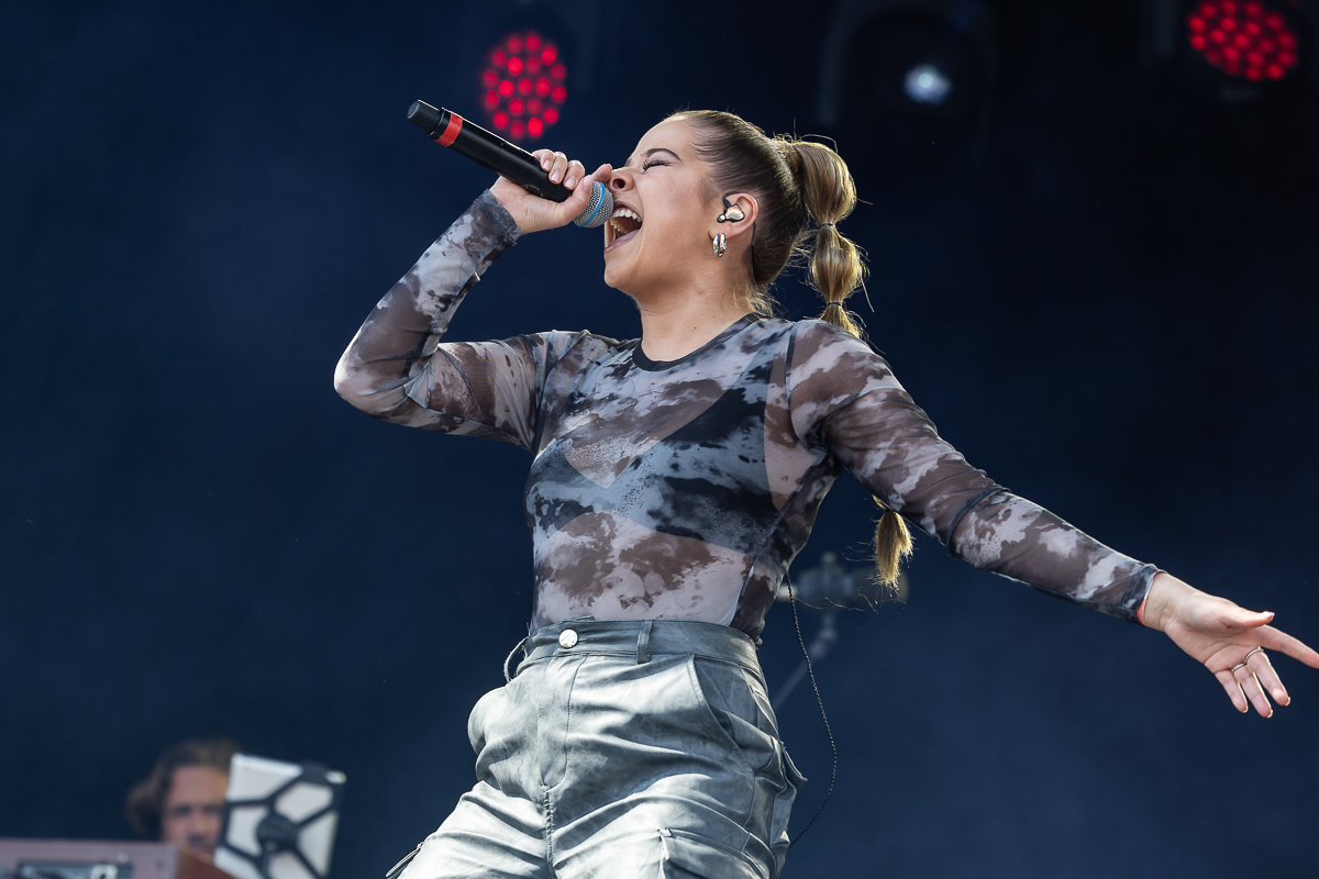 Laura Tesoro @ 505 Concerten, picture 3, photographed by Marc Verdonck - FrontView Magazine
