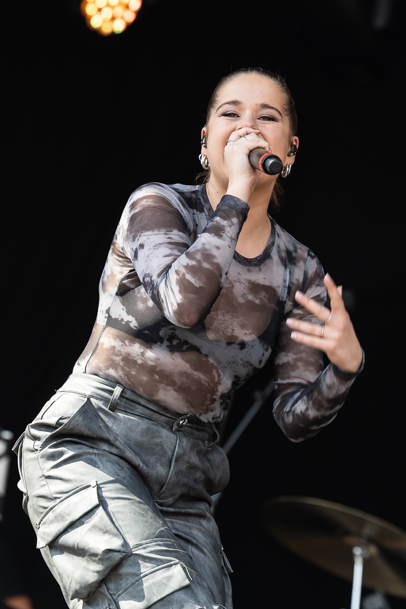 Laura Tesoro @ 505 Concerten, picture 9, photographed by Marc Verdonck - FrontView Magazine