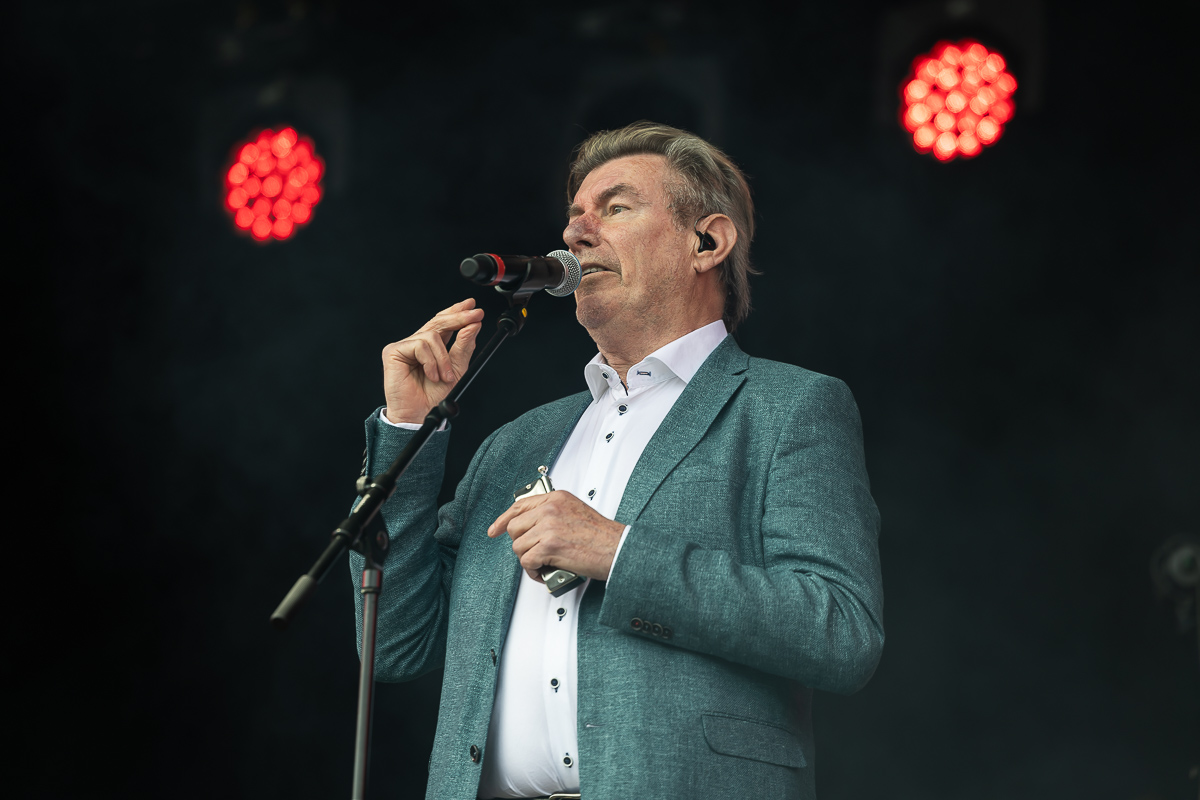 Paul Michiels @ 505 Concerten, picture 1, photographed by Marc Verdonck - FrontView Magazine