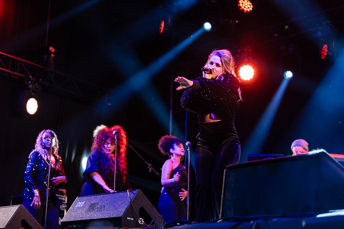 Selah Sue @ 505 Concerten, picture 12, photographed by Marc Verdonck - FrontView Magazine
