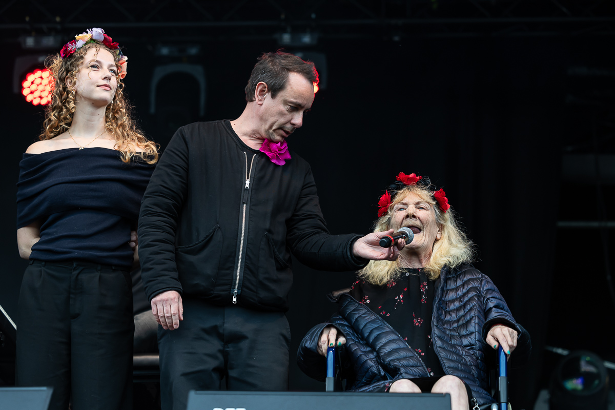 Tutti Fratelli @ 505 Concerten, picture 6, photographed by Marc Verdonck - FrontView Magazine