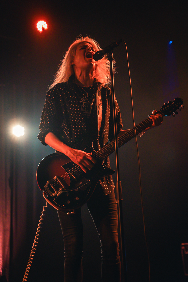 The Kills @ Ancienne Belgique, picture 4, photographed by Jelle Meersschaut - FrontView Magazine