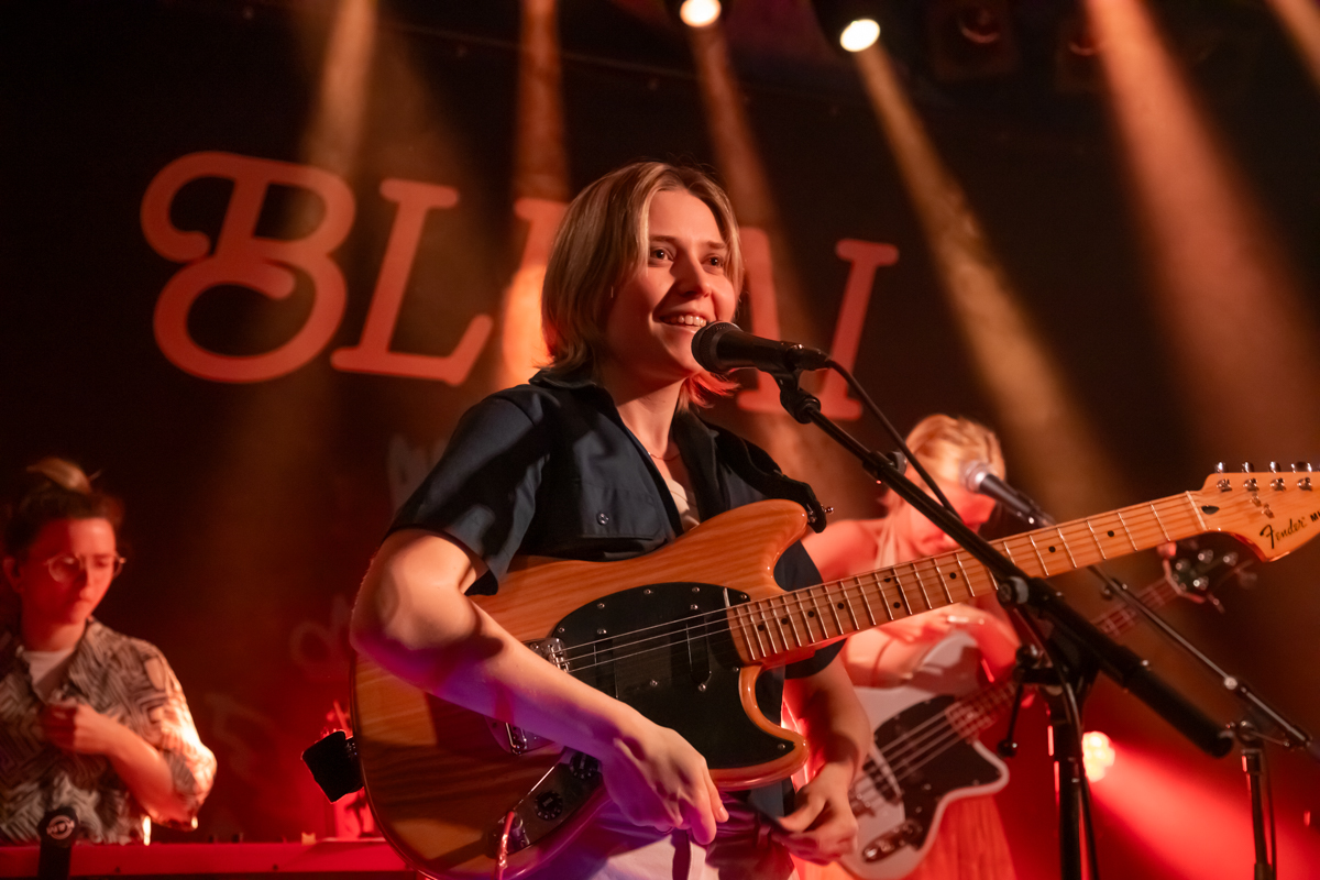 Bluai @ De Roma, picture 2, photographed by dirk janssens - FrontView Magazine