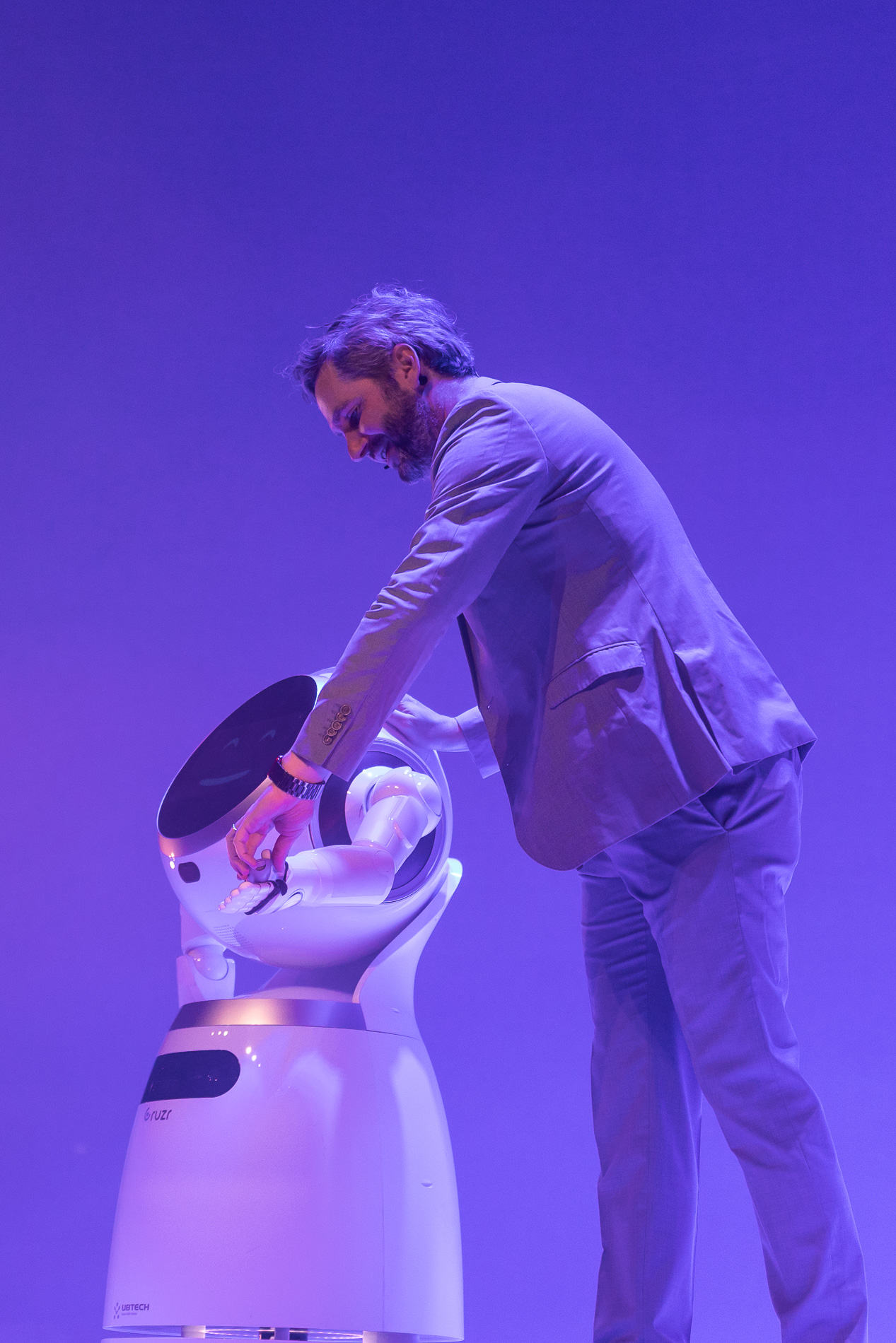 Lieven Scheire @ Het Depot, picture 2, photographed by Jürgen Bruynooghe - FrontView Magazine