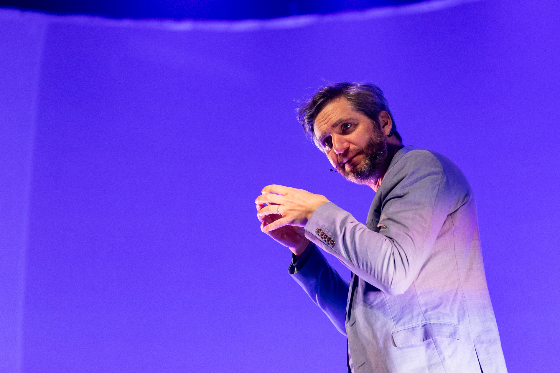 Lieven Scheire @ Het Depot, picture 4, photographed by Jürgen Bruynooghe - FrontView Magazine