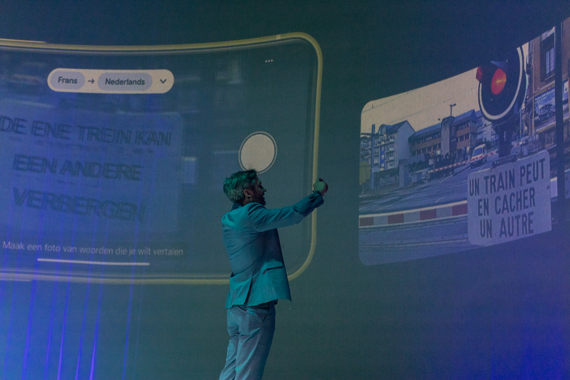 Lieven Scheire @ Het Depot, picture 9, photographed by Jürgen Bruynooghe - FrontView Magazine