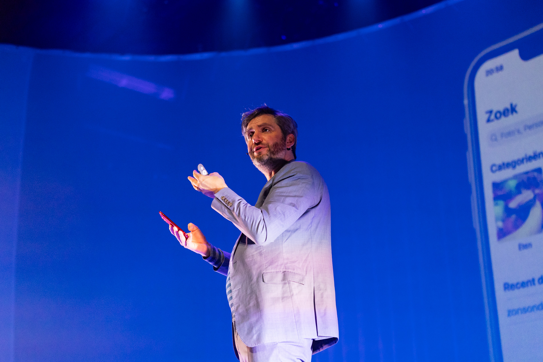 Lieven Scheire @ Het Depot, picture 10, photographed by Jürgen Bruynooghe - FrontView Magazine