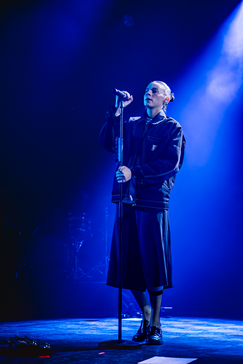 Pvris @ Ancienne Belgique, picture 5, photographed by Dorien Goetschalckx - FrontView Magazine