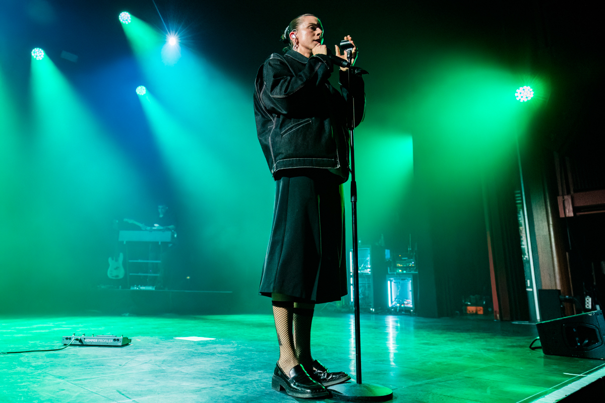 Pvris @ Ancienne Belgique, picture 7, photographed by Dorien Goetschalckx - FrontView Magazine