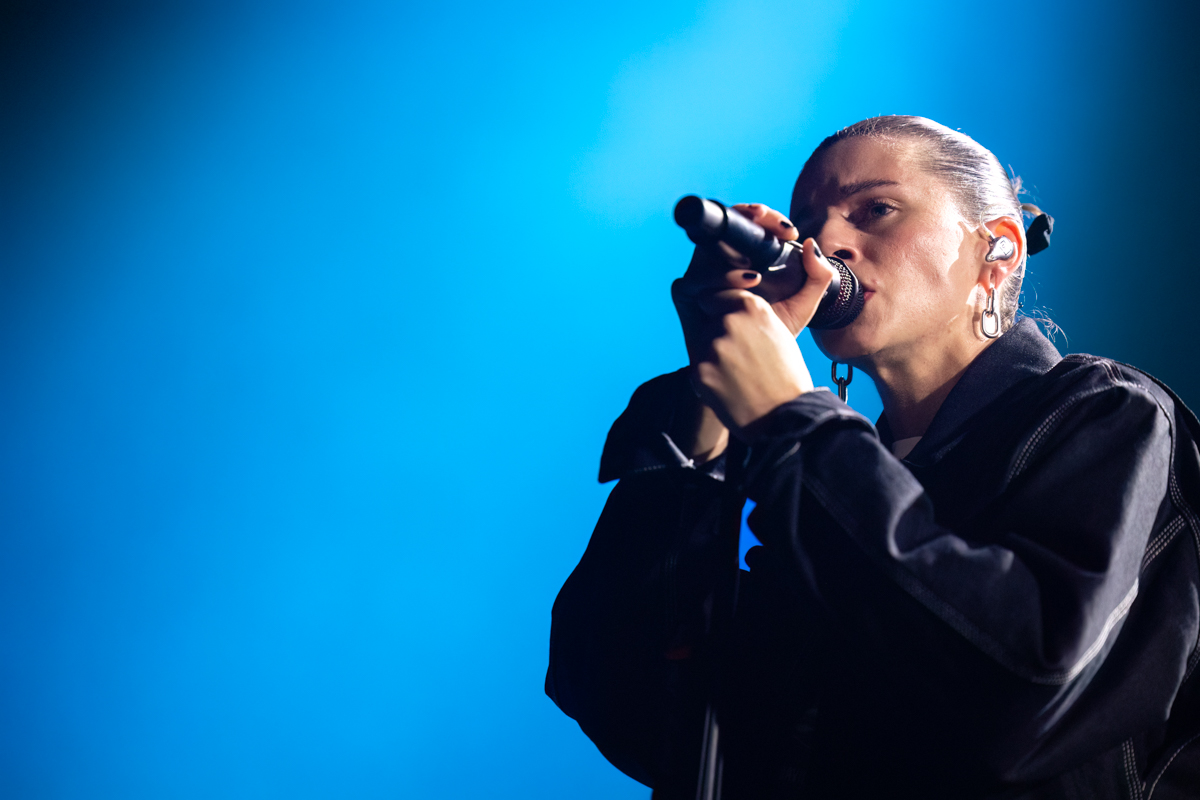 Pvris @ Ancienne Belgique, picture 13, photographed by Dorien Goetschalckx - FrontView Magazine