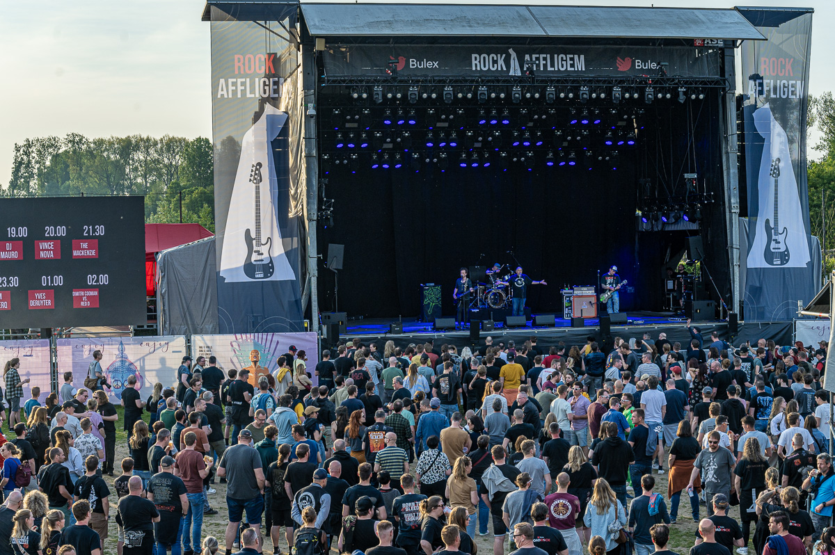 Belgian Asociality @ Rock Affligem, picture 19, photographed by Luc Klinckaert - FrontView Magazine