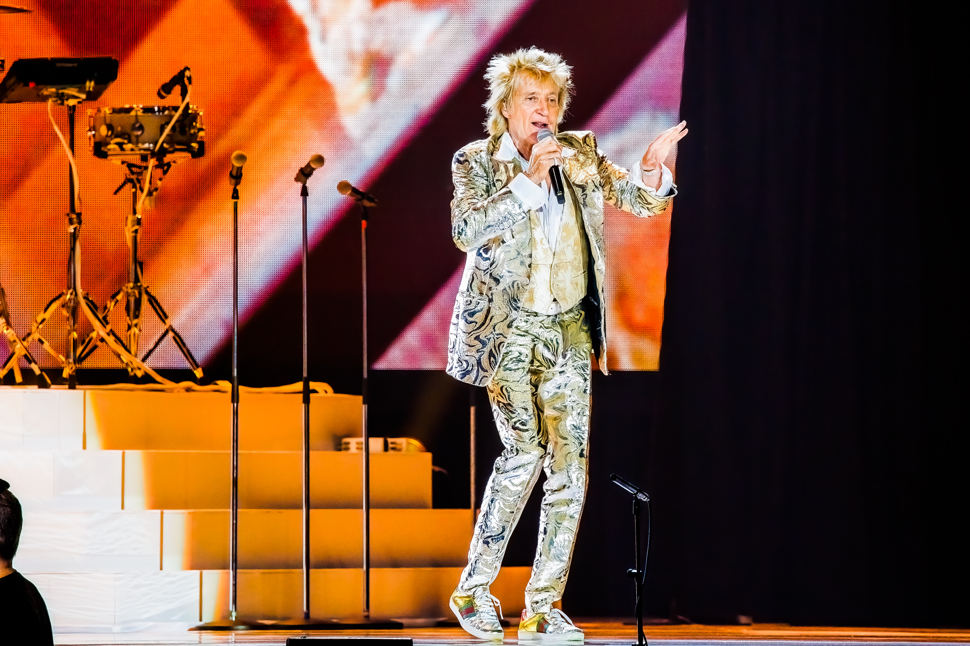 Rod Stewart in concert One Last Time, picture 6, photographed by Paul Jongeneelen - FrontView Magazine