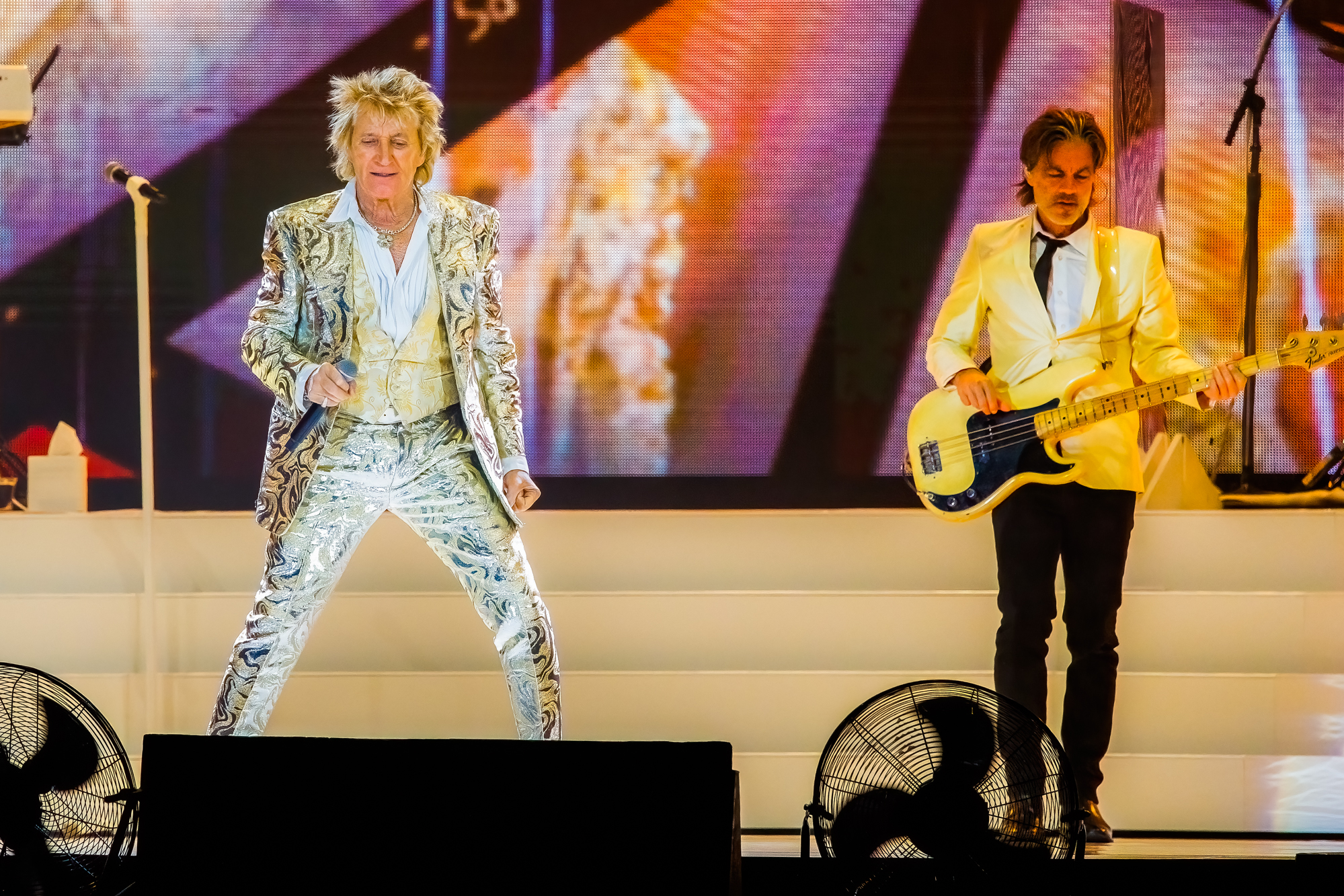 Rod Stewart in concert One Last Time, picture 9, photographed by Paul Jongeneelen - FrontView Magazine