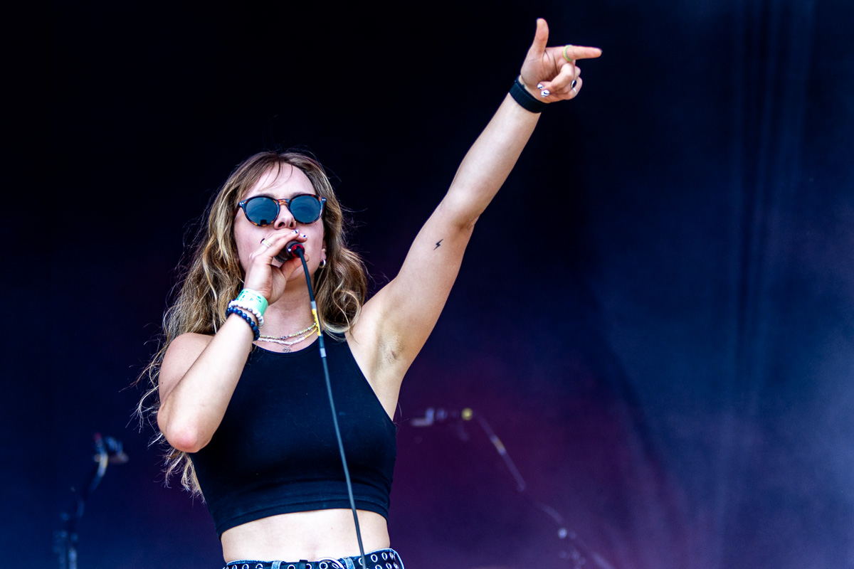 Alice Mae @ Rock Affligem, picture 3, photographed by Luc Klinckaert - FrontView Magazine