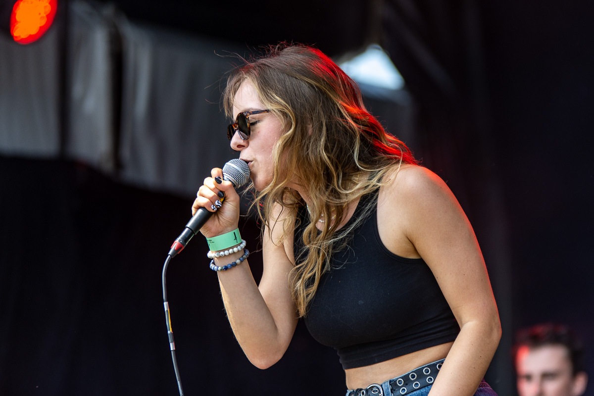 Alice Mae @ Rock Affligem, picture 5, photographed by Luc Klinckaert - FrontView Magazine
