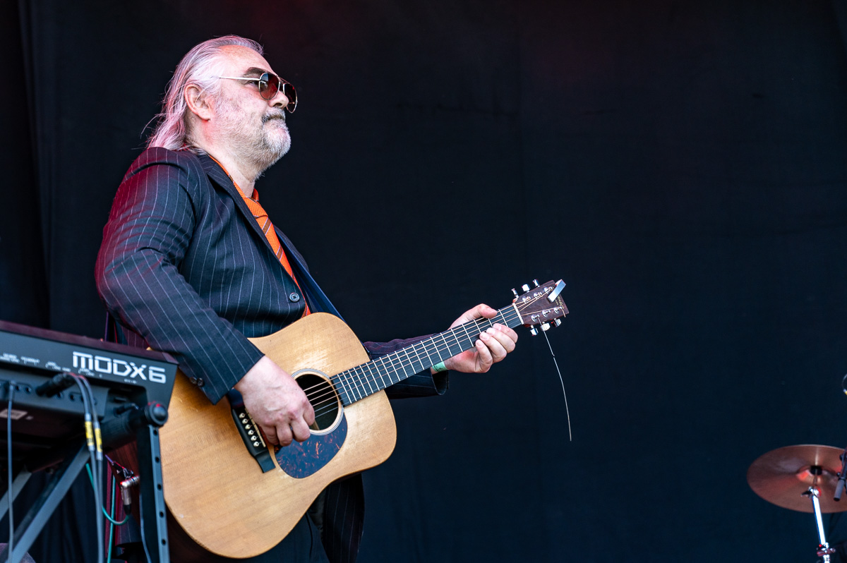 Less Autre @ Rock Affligem, picture 1, photographed by Luc Klinckaert - FrontView Magazine