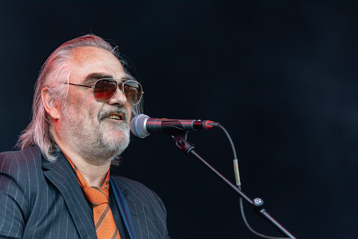 Less Autre @ Rock Affligem, picture 13, photographed by Luc Klinckaert - FrontView Magazine