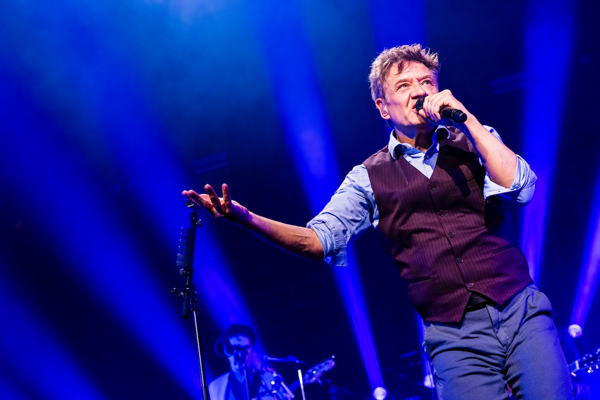 Bart Peeters & De Ideale Mannen @ Blues Peer, picture 4, photographed by Dorien Goetschalckx - FrontView Magazine