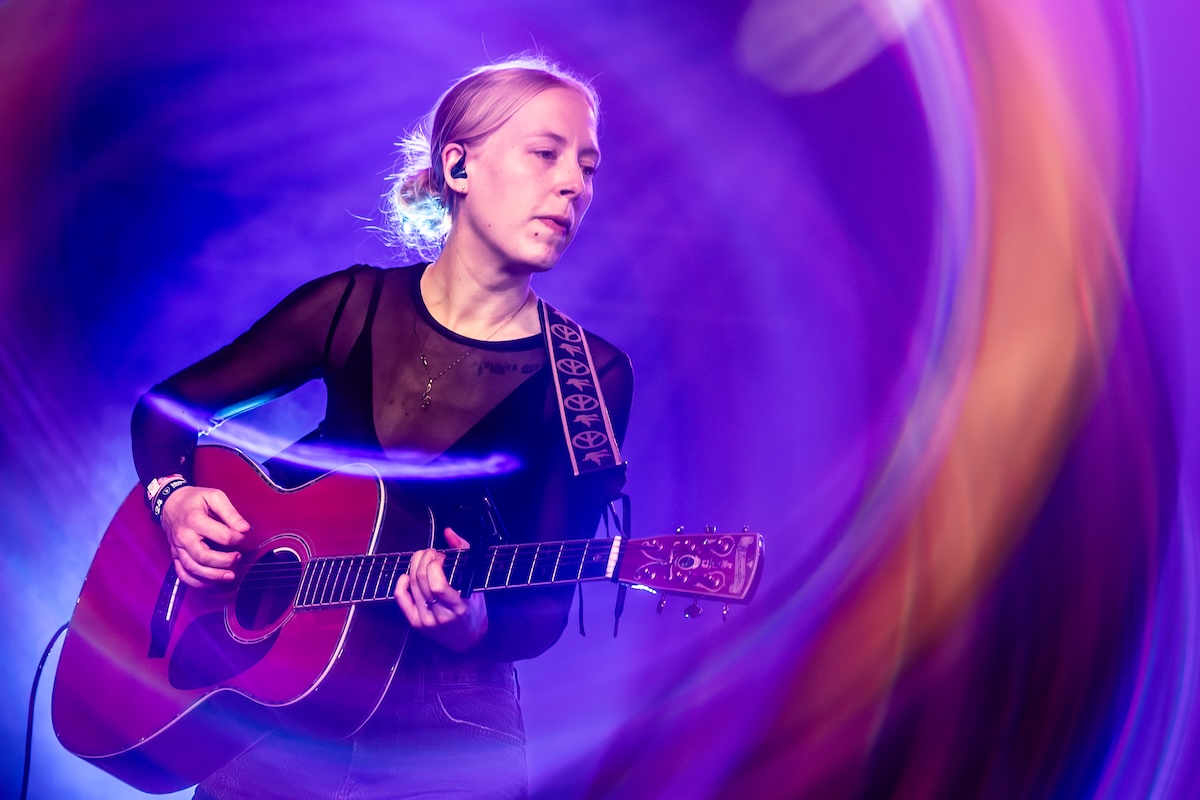 BLUAI @ Blues Peer, picture 3, photographed by Dorien Goetschalckx - FrontView Magazine