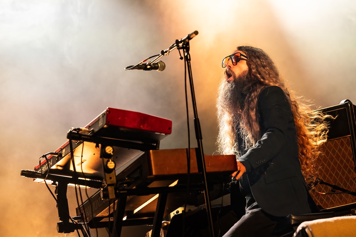 Huey Morgan - The Fun Lovin' Criminal @ Blues Peer, picture 7, photographed by Dorien Goetschalckx - FrontView Magazine