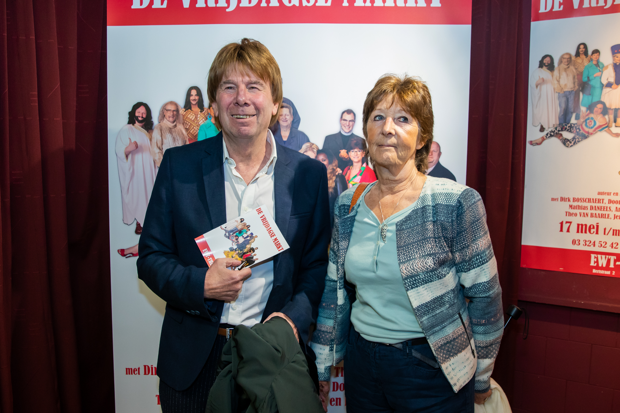 Première De Vrijdagse Markt @ EWT - Theater, foto 2, foto's door Goele Bormans - FrontView Magazine