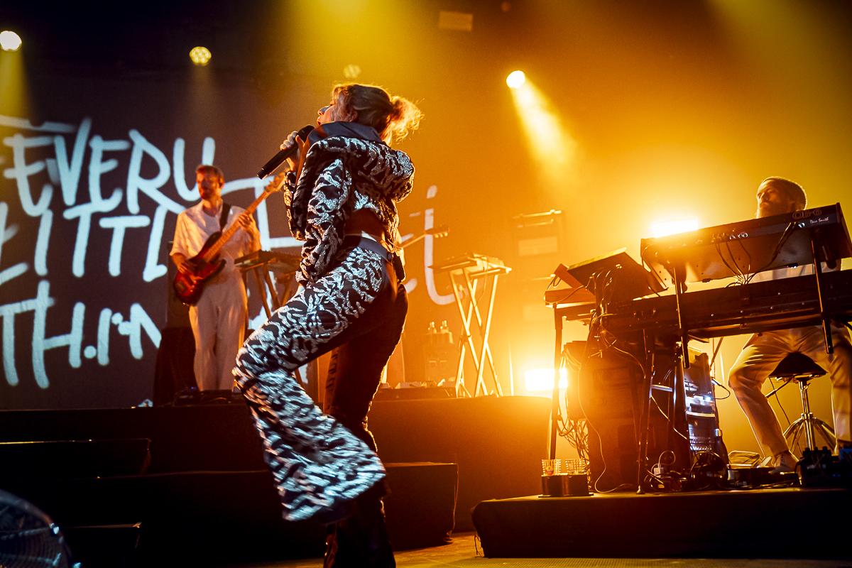 Selah Sue @ Gladiolen, picture 15, photographed by Peter Smet - FrontView Magazine