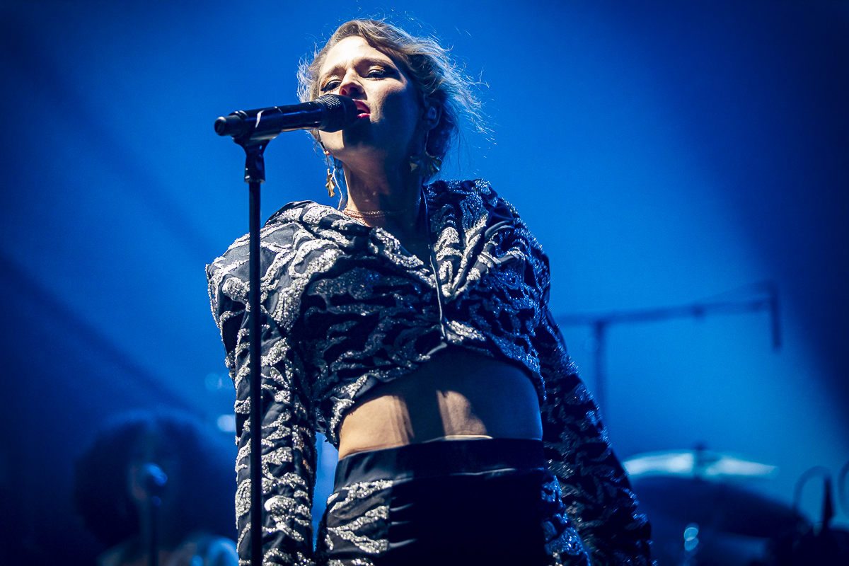 Selah Sue @ Gladiolen, picture 18, photographed by Peter Smet - FrontView Magazine
