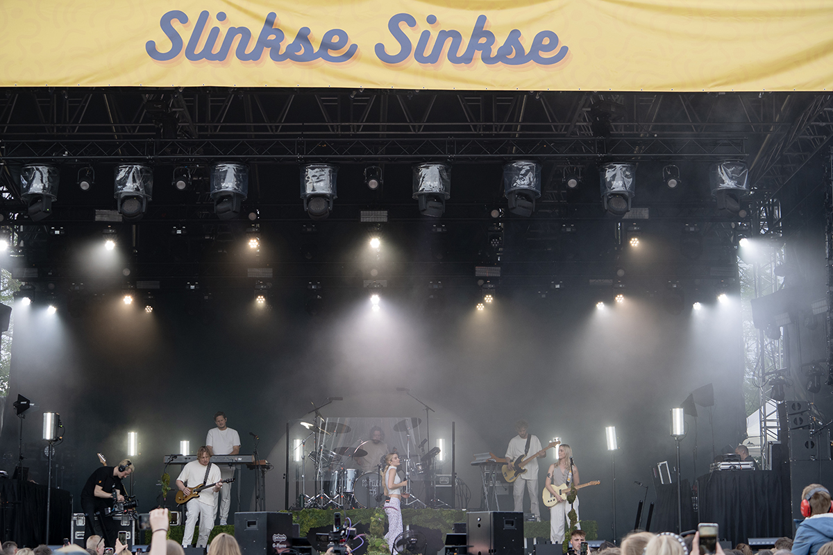 Pommelien Thijs @ Slinkse Sinkse, picture 8, photographed by Koen Marcoen - FrontView Magazine
