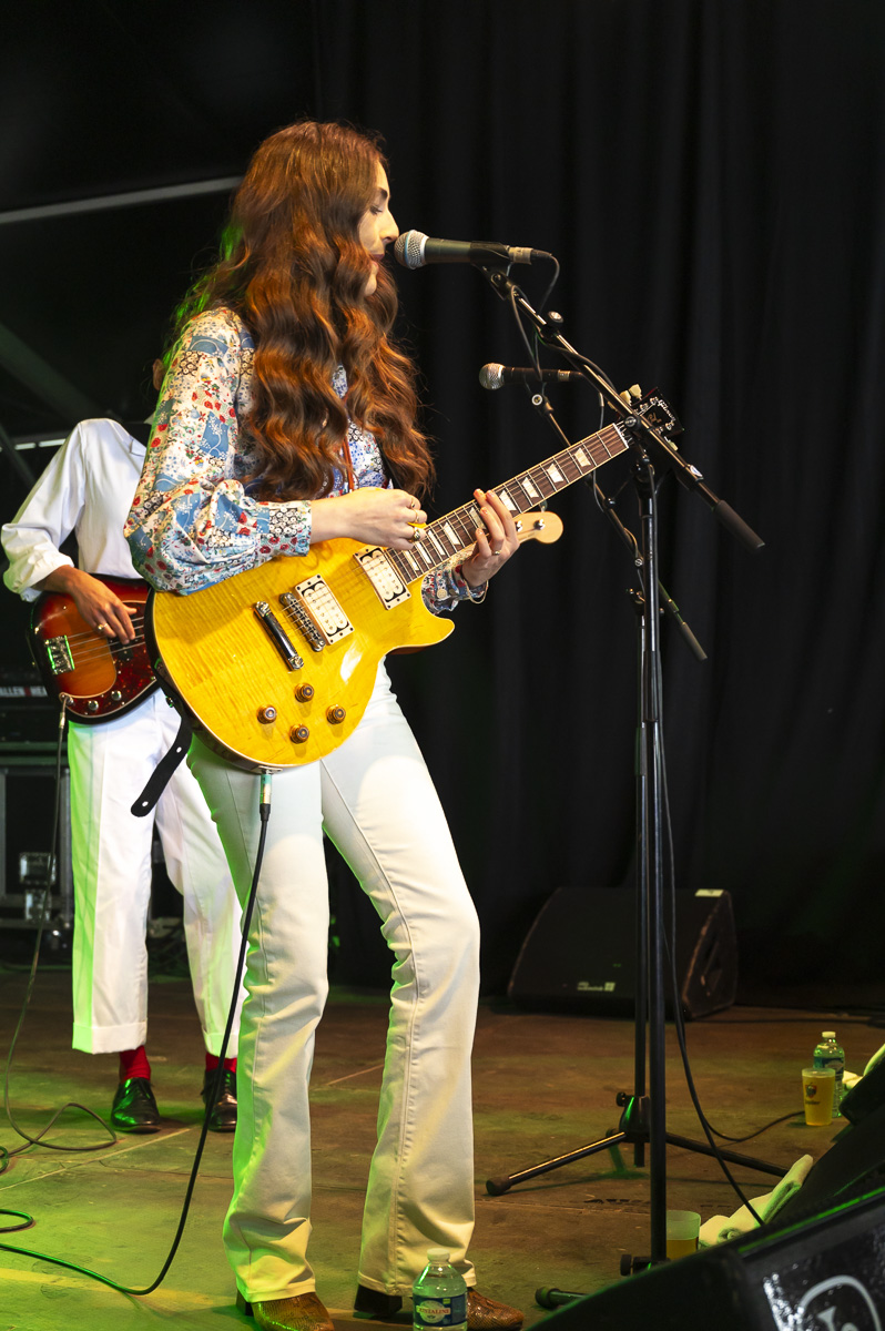 Kitty Liv @ Blues Peer Dag 3, picture 3, photographed by Luc Klinckaert - FrontView Magazine