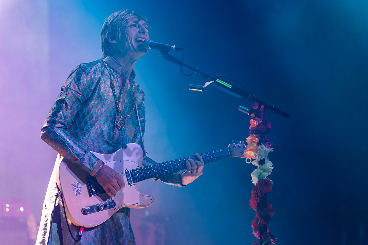 Kula Shaker @ De Roma, picture 3, photographed by David Johnson - FrontView Magazine