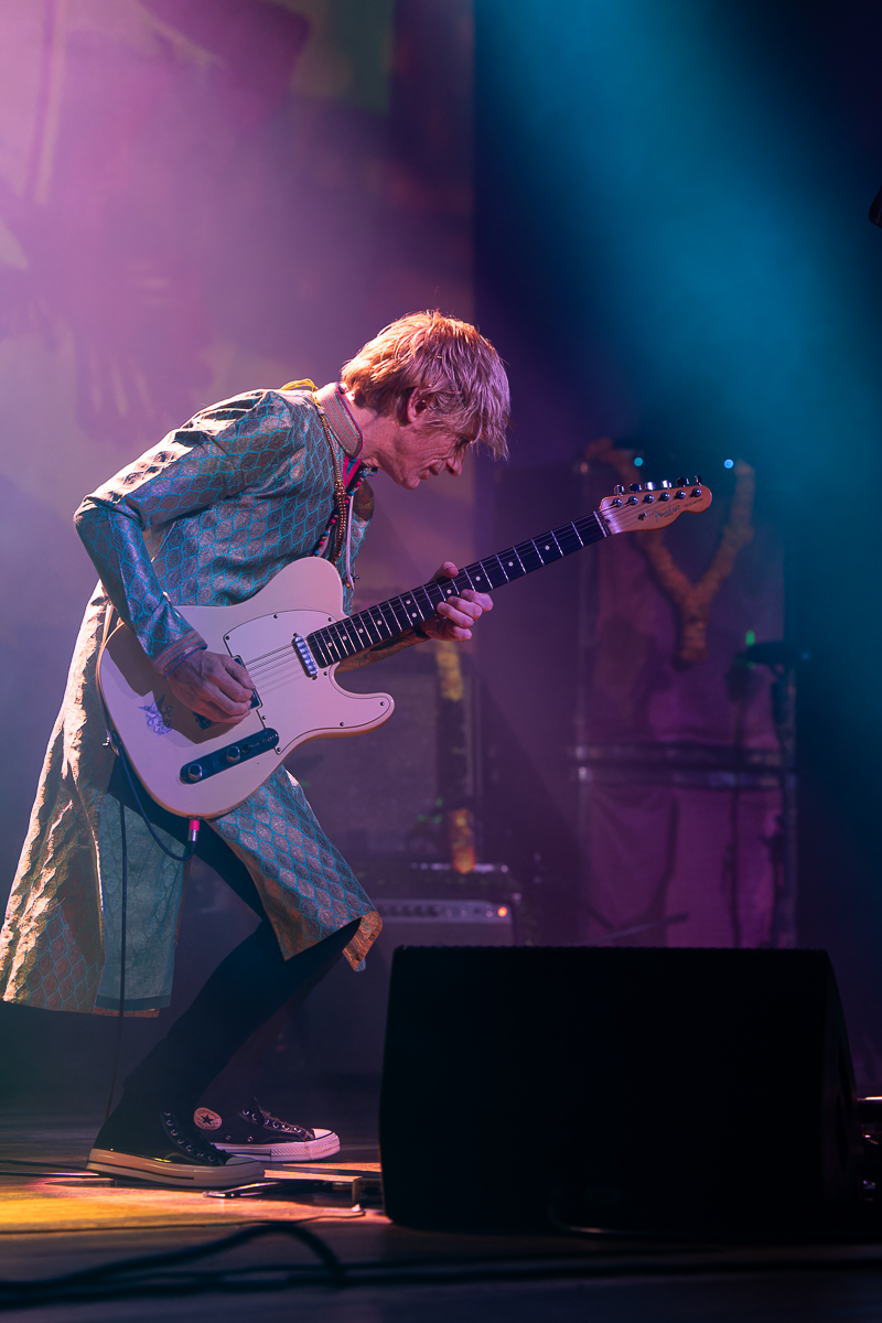 Kula Shaker @ De Roma, picture 4, photographed by David Johnson - FrontView Magazine
