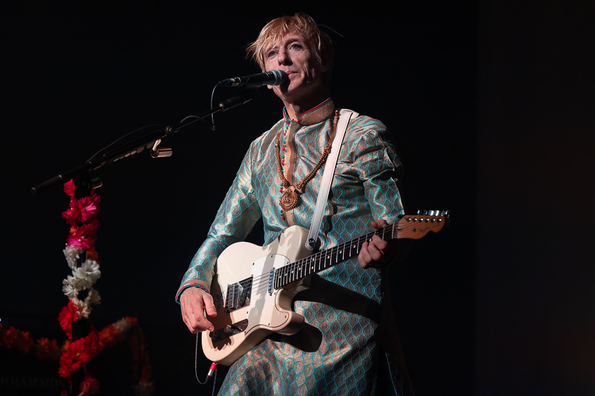 Kula Shaker @ De Roma, picture 6, photographed by David Johnson - FrontView Magazine