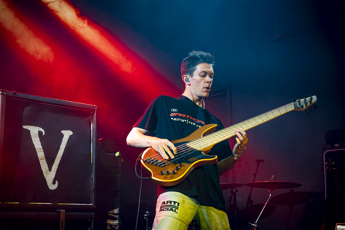 Profiler @ Kavka Zappa, picture 3, photographed by Peter Smet - FrontView Magazine