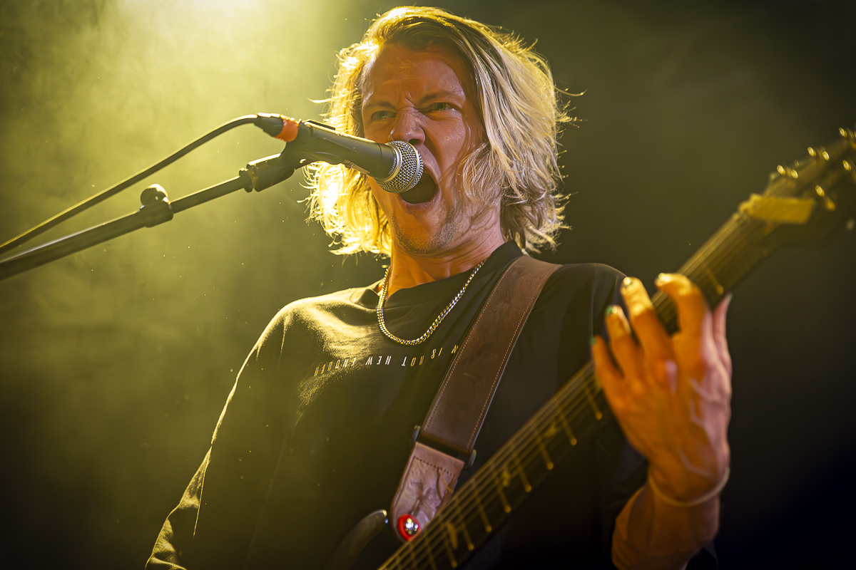 Profiler @ Kavka Zappa, picture 6, photographed by Peter Smet - FrontView Magazine