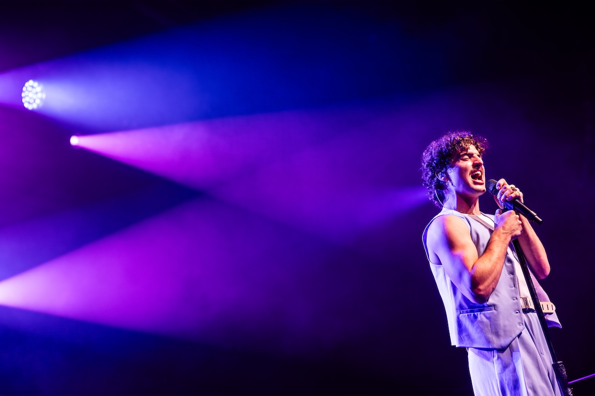 Benson Boone @ Trix, picture 3, photographed by Dorien Goetschalckx - FrontView Magazine