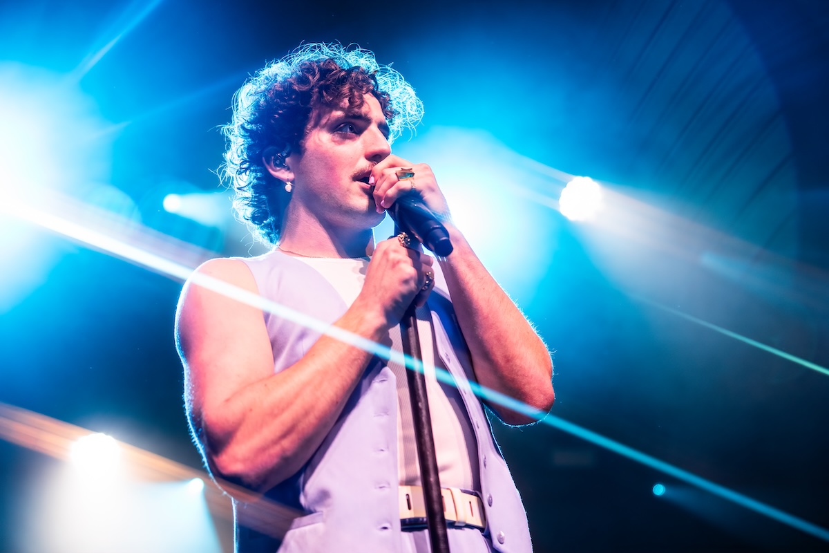 Benson Boone @ Trix, picture 5, photographed by Dorien Goetschalckx - FrontView Magazine