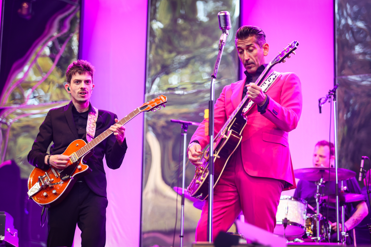 Danny Vera @ Parkfeest Oosterhout, foto 3, foto's door Kitty van de Waart - FrontView Magazine