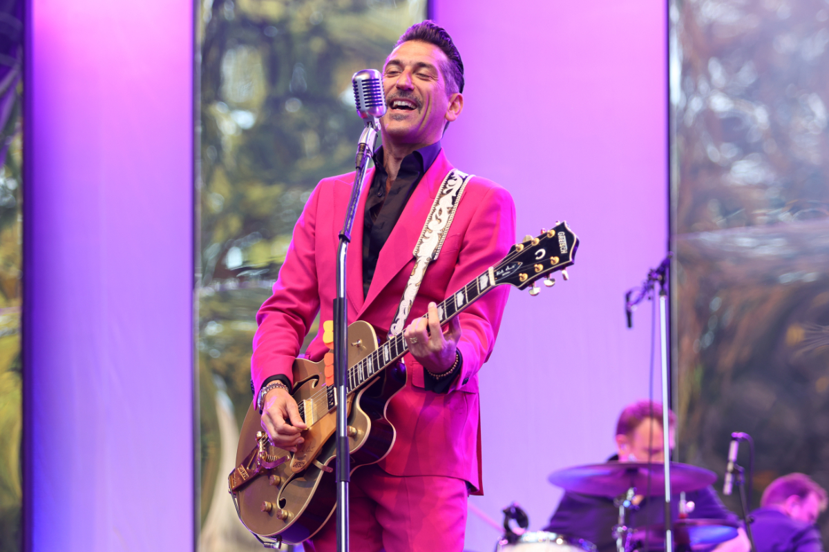 Danny Vera @ Parkfeest Oosterhout, foto 5, foto's door Kitty van de Waart - FrontView Magazine