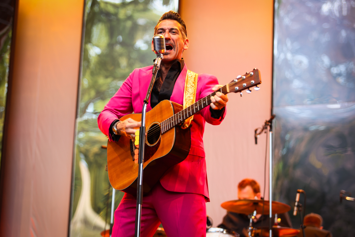 Danny Vera @ Parkfeest Oosterhout, foto 9, foto's door Kitty van de Waart - FrontView Magazine