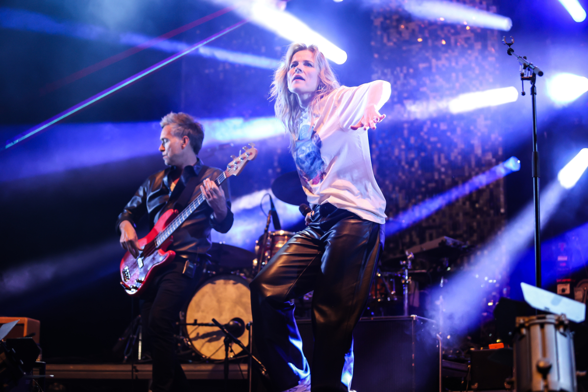 Ilse DeLange @ Parkfeest Oosterhout, foto 4, foto's door Kitty van de Waart - FrontView Magazine