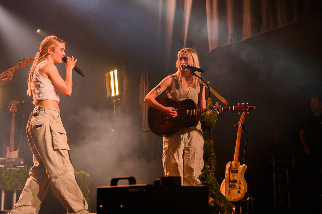 Pommelien Thijs @ Arendonk zingt en swingt, picture 11, photographed by Gert Daemen - FrontView Magazine