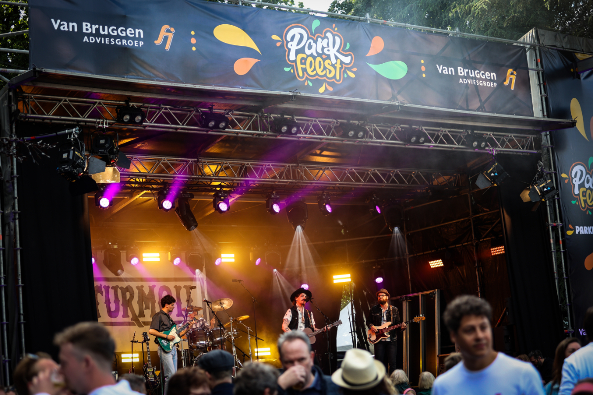 Turmoil @ Parkfeest Oosterhout, foto 6, foto's door Kitty van de Waart - FrontView Magazine