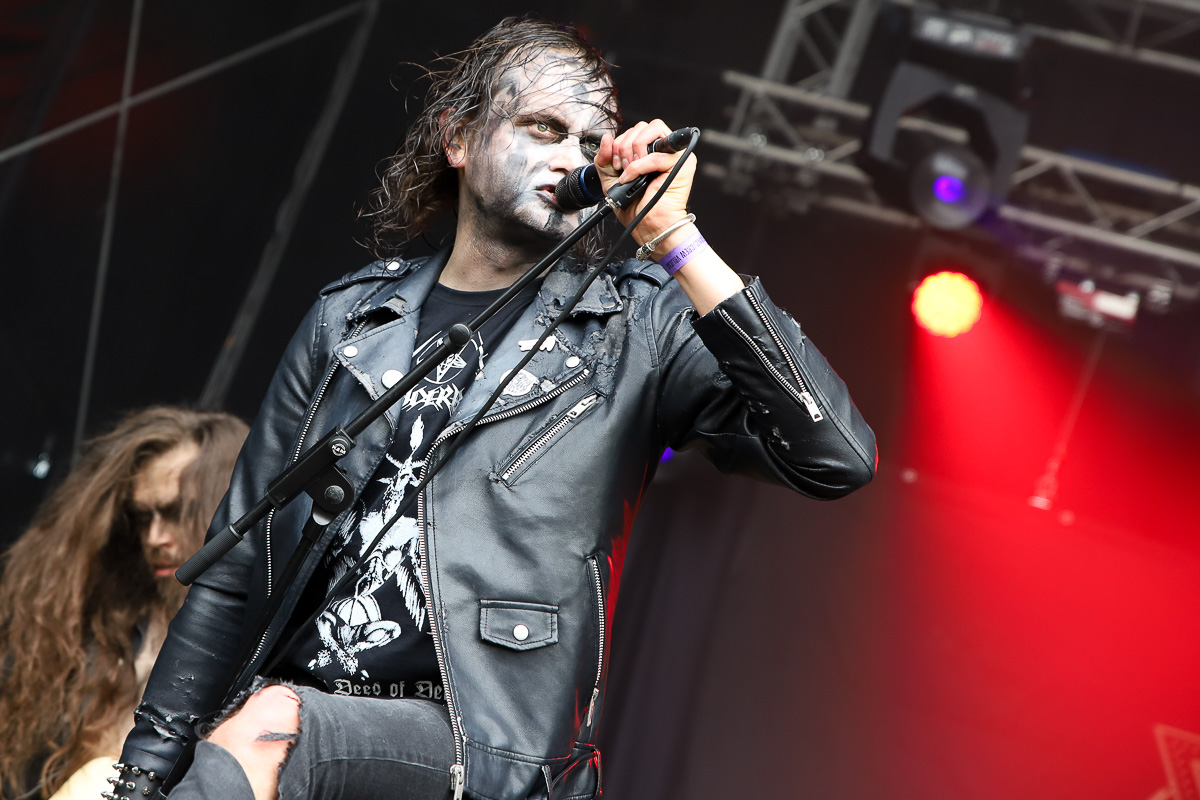 In Twilight's Embrace @ Graveland festival Dag 1, picture 4, photographed by Bianca van Barneveld - FrontView Magazine